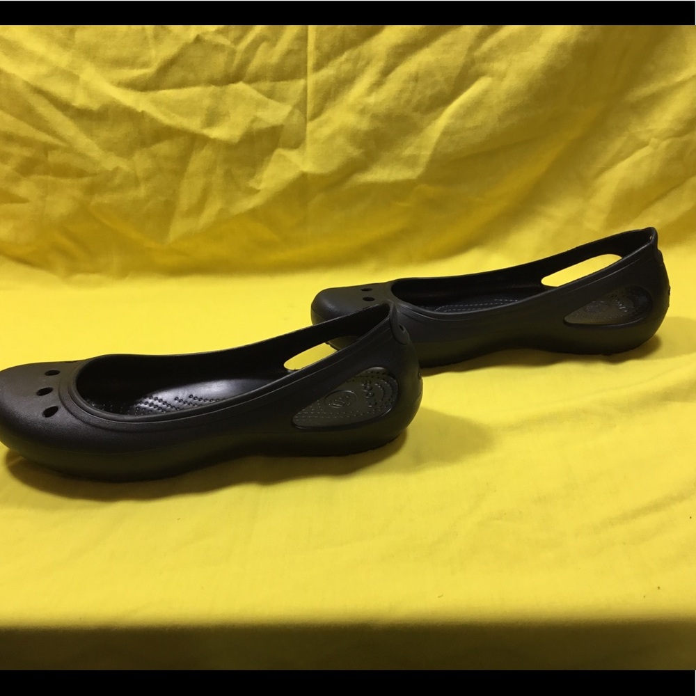 Cross Women’s Black Slip On’s SZ 10 gently used - Picture 5 of 7